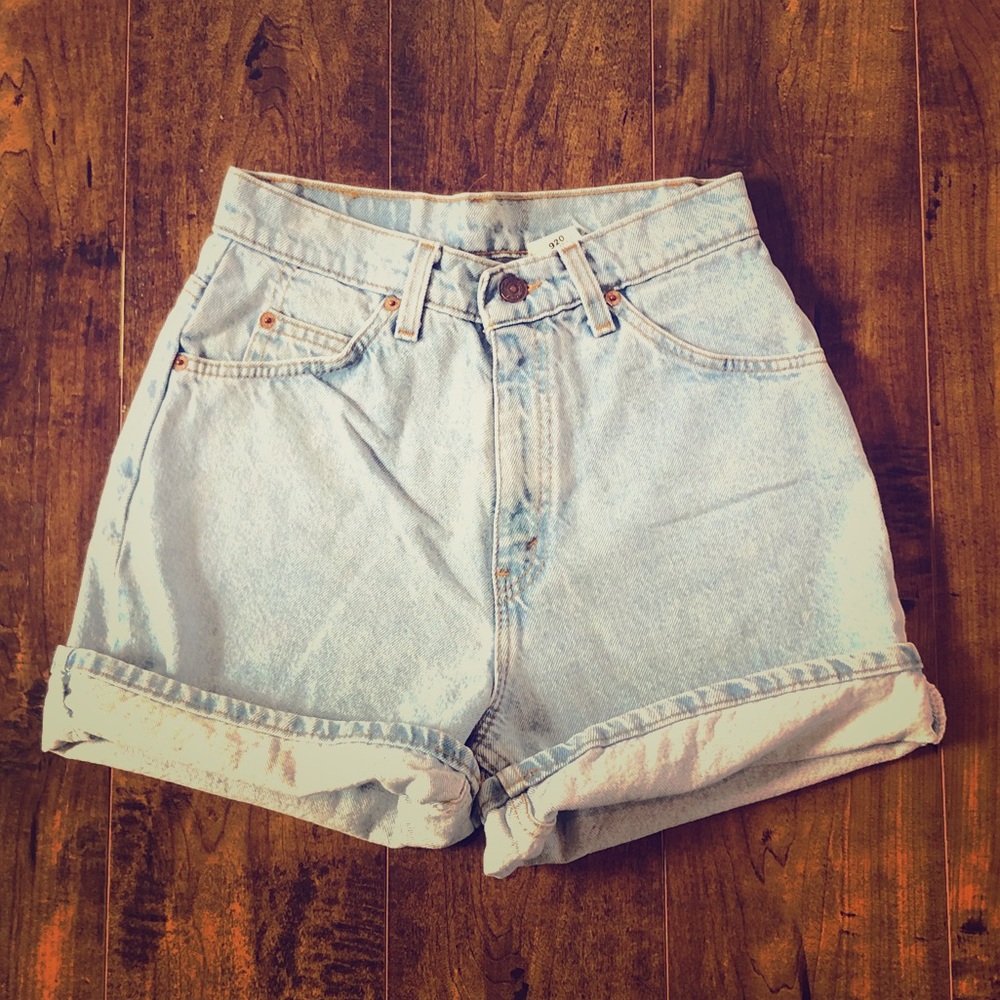 Vintage Levi’s 920 Jean Shorts Orange Tab